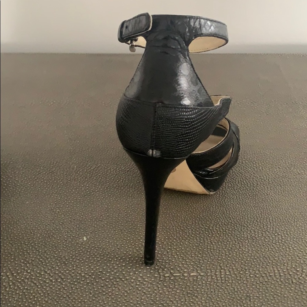 Michael Michael kors, platform, ankle strap. Sz 5 - Picture 8 of 12